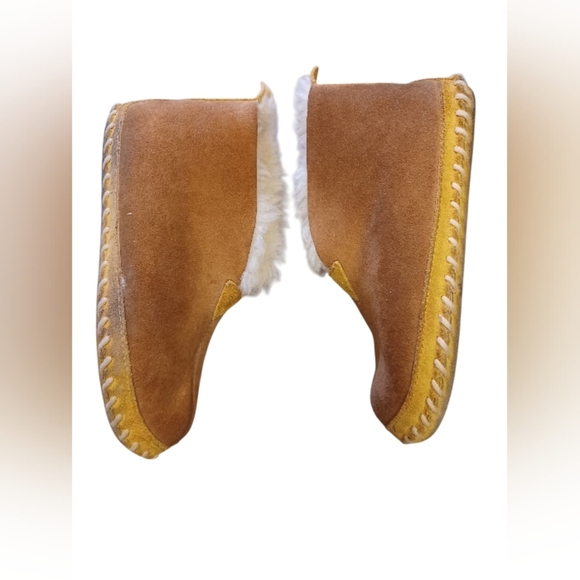 L.L. Bean "Wicked Good Slipper" EUC Leather Shearling, Dark Tan Size 6M - Picture 3 of 7